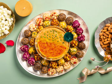SWEETS AND CAKE TRAY