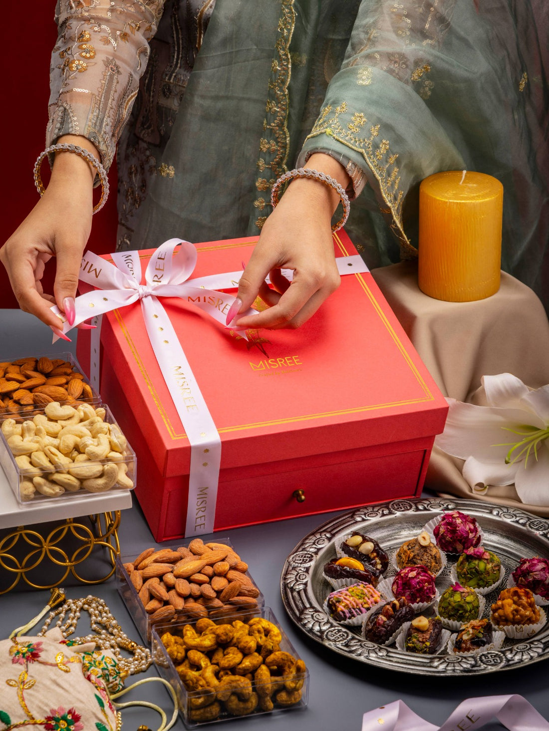 Nalini Hamper
