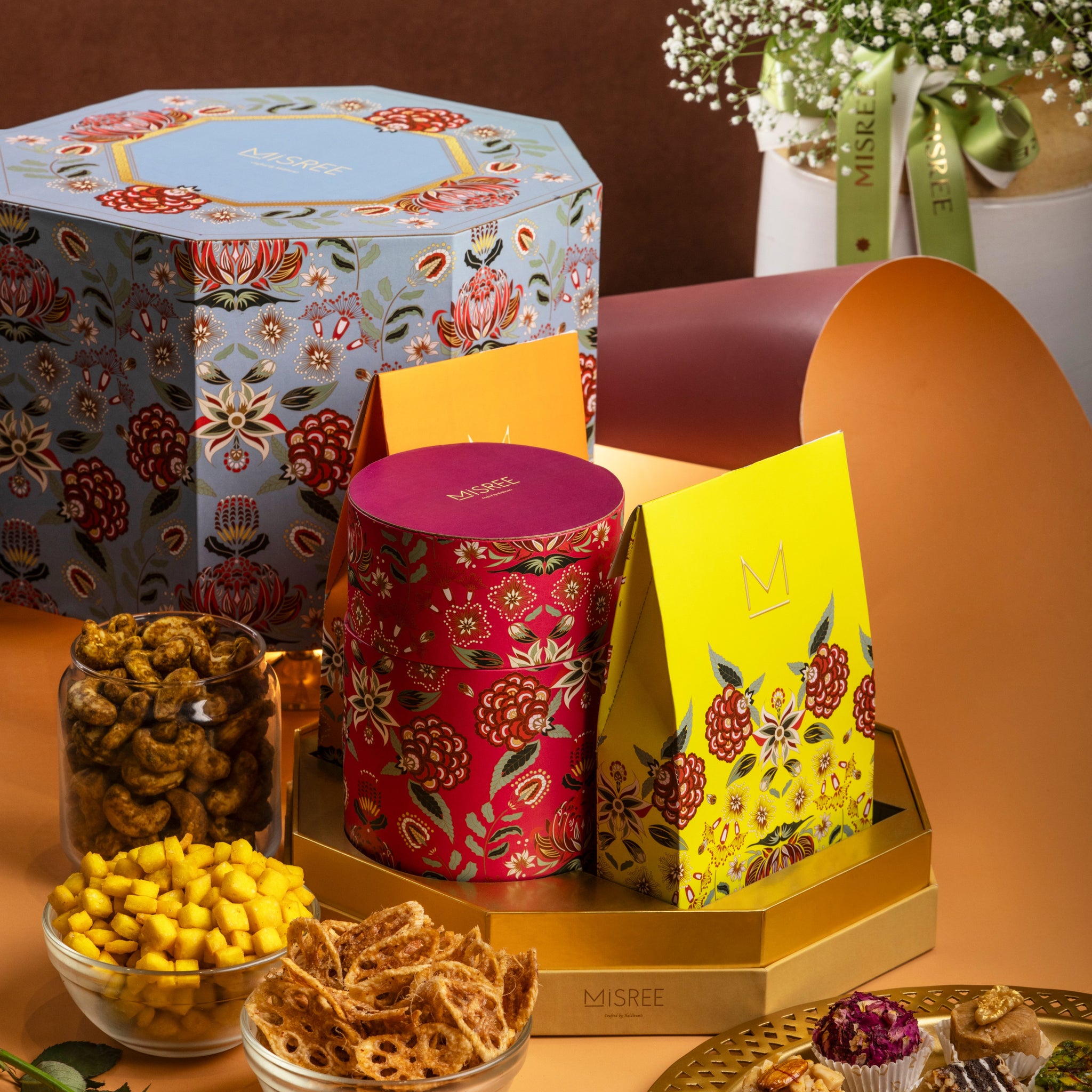 Floral Octagon Hamper