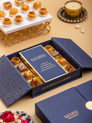 Assorted baklava box of 8