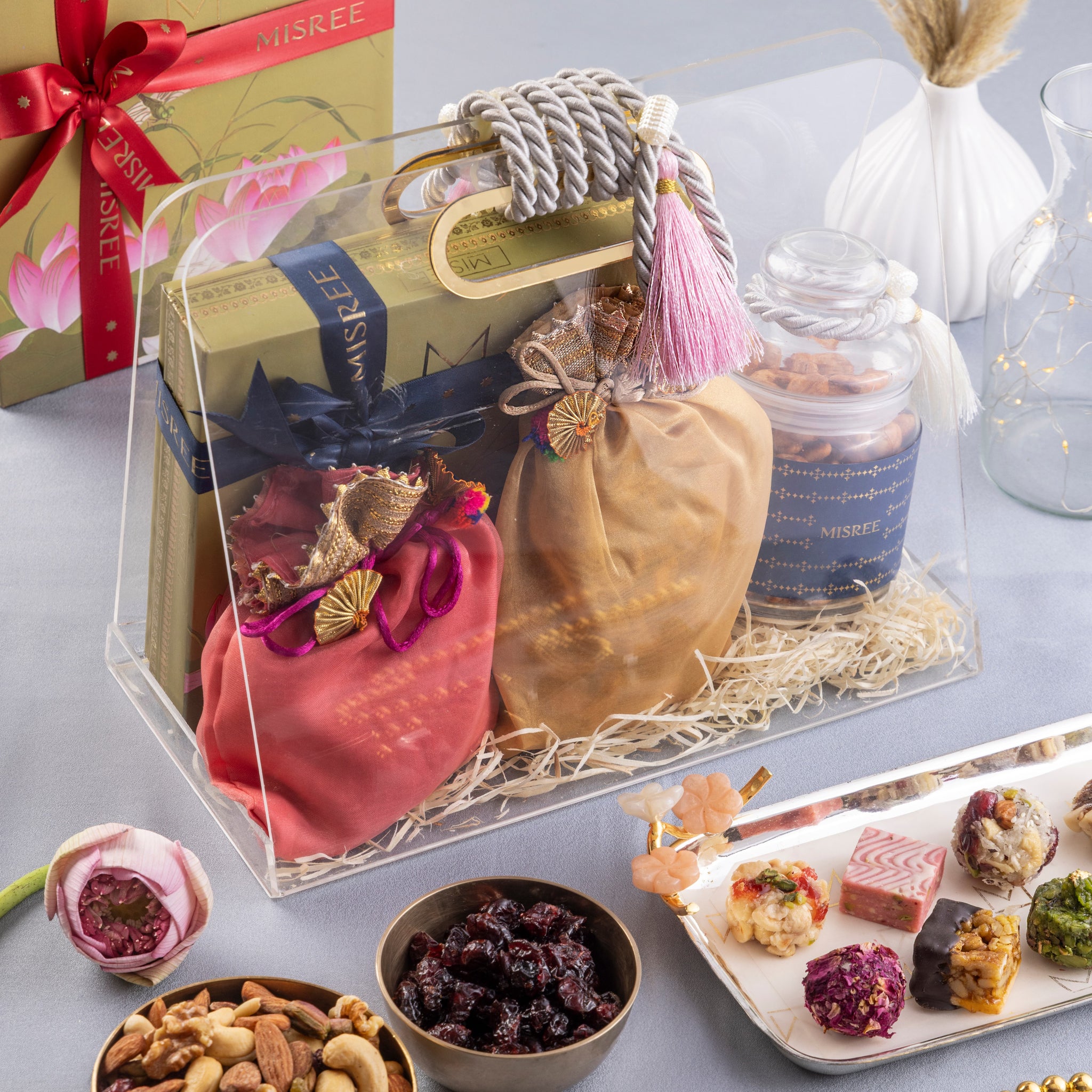 Misree Acrylic Hamper