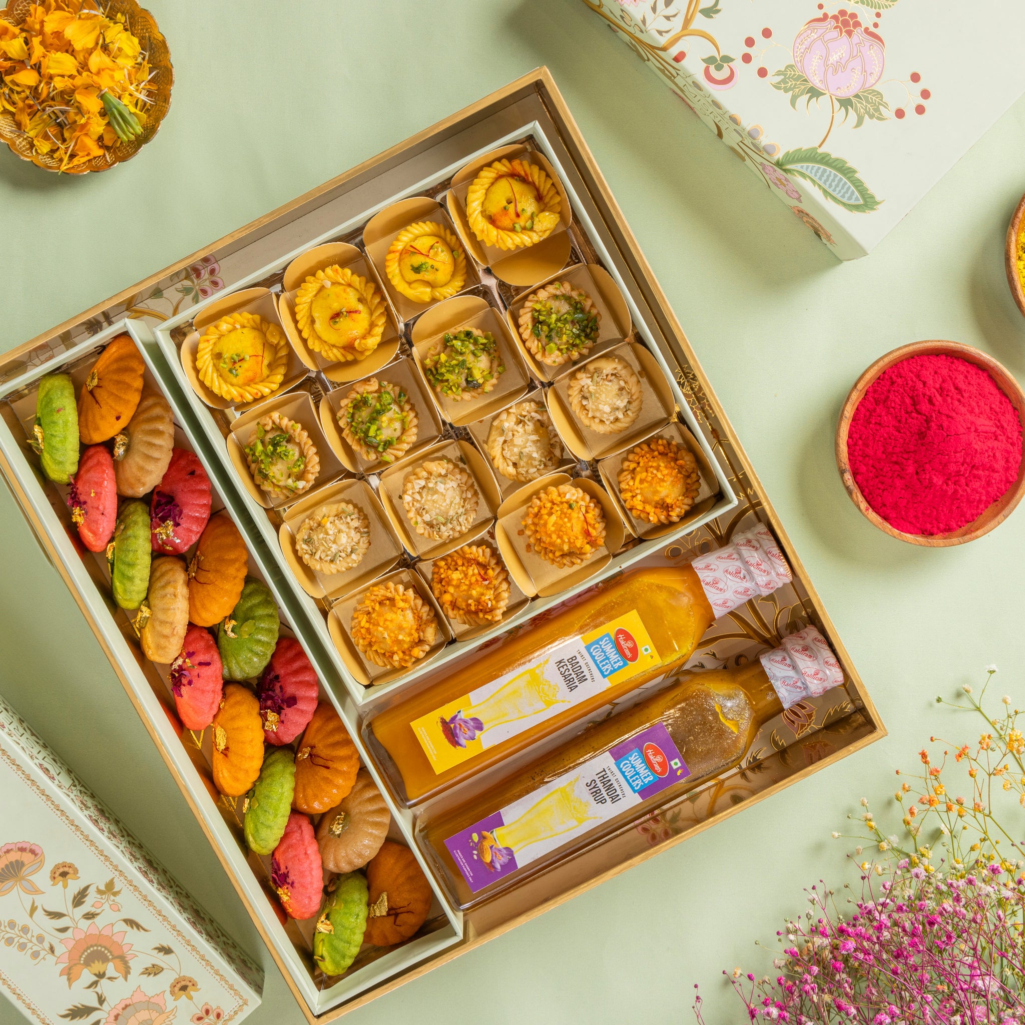 Assorted Gujiya Floral Tray