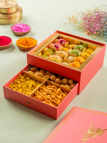 Assorted Gujiya Nalini Box